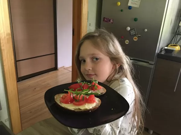 1.d Luīze Svilāne